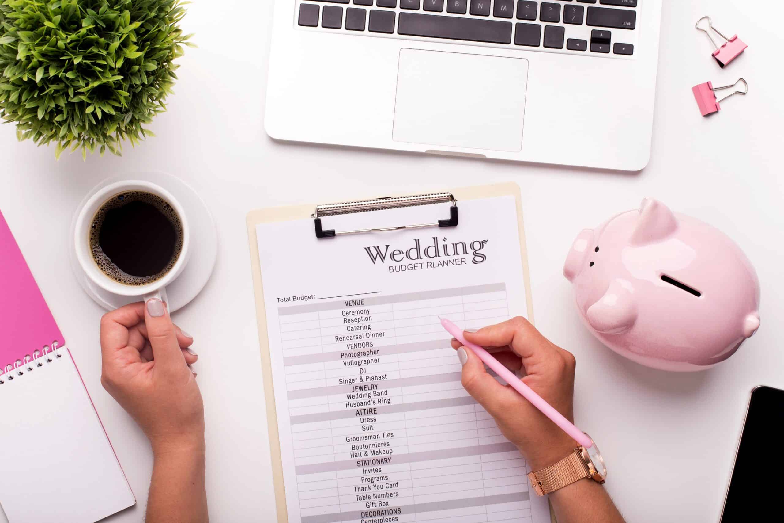 Keep a handle on your summer wedding budget.