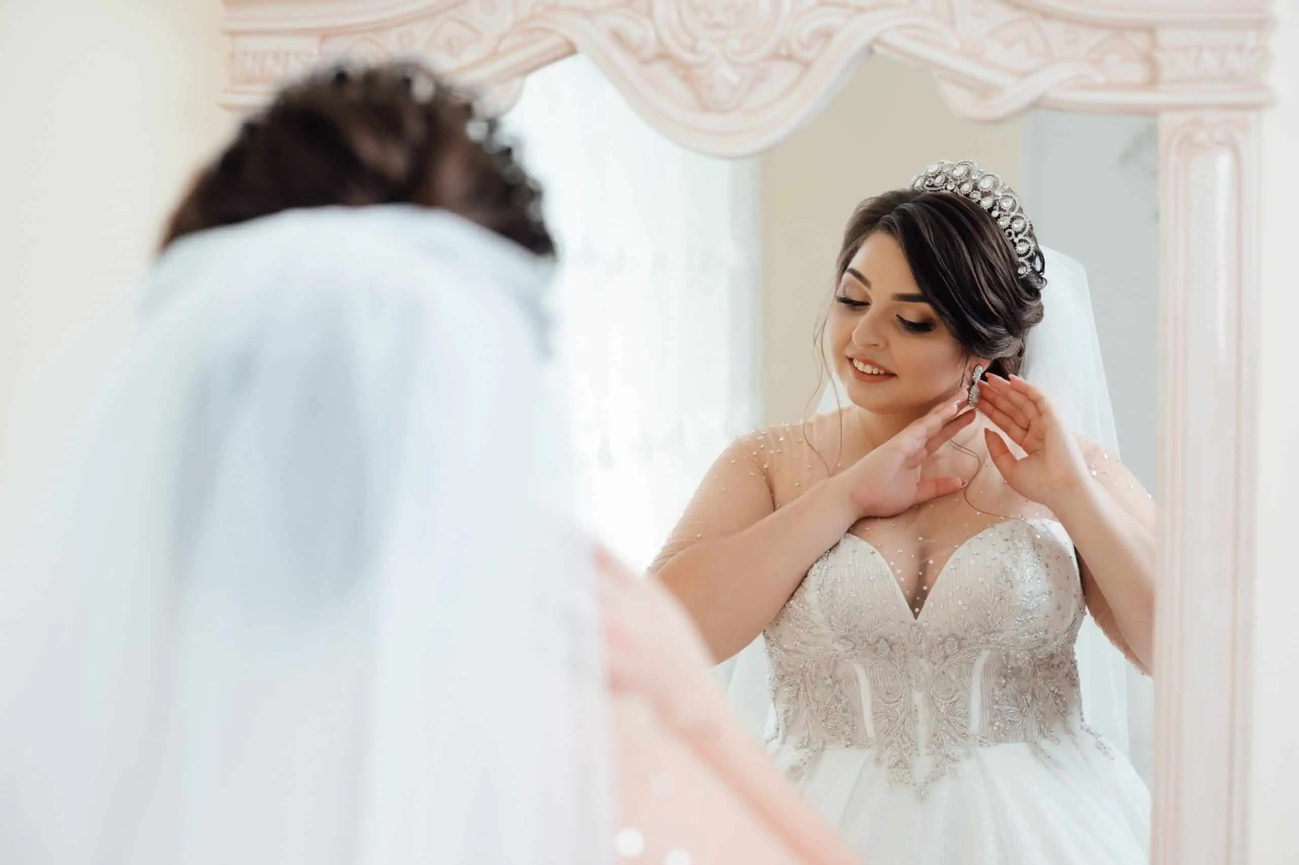 Wedding dress picks for plus-size brides
