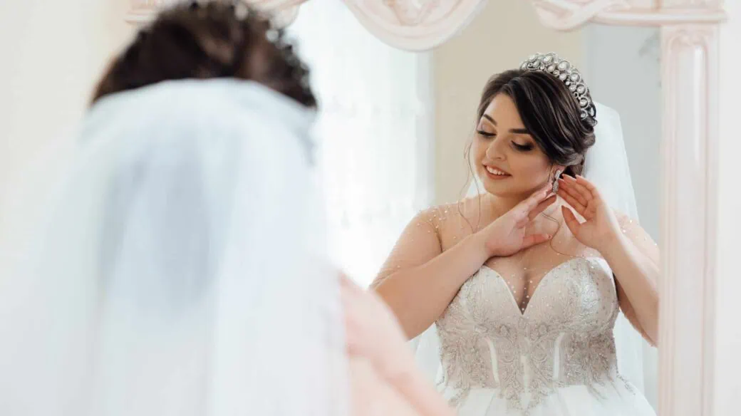 Wedding dress picks for plus-size brides