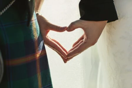 Honeymoon in Scotland: The No-Nonsense Guide to a Romantic Trip